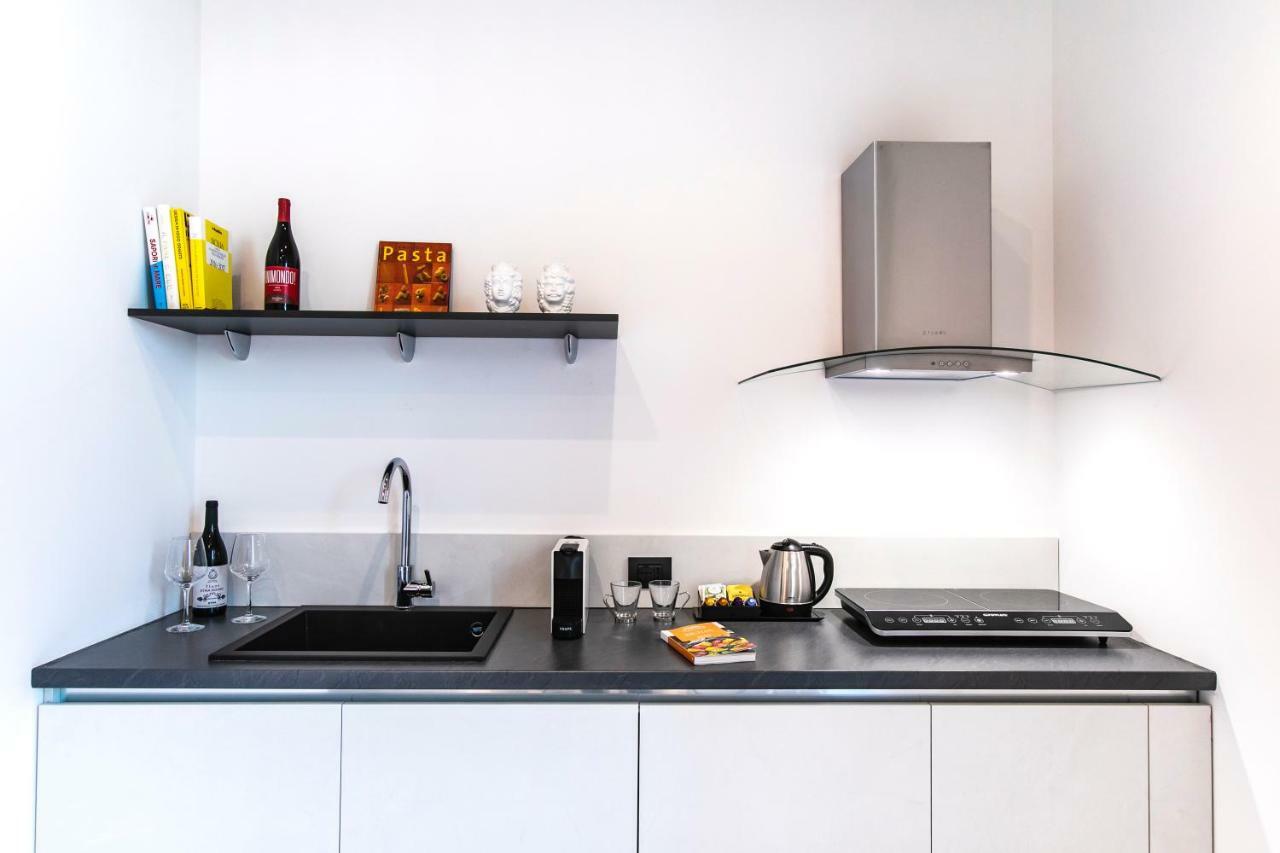 Palazzo Sovrana Serviced Luxury Apartments Palermo Eksteriør billede